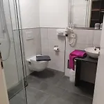 Hotel Gaestehaus Stock Wasserfall Friedrichshafen