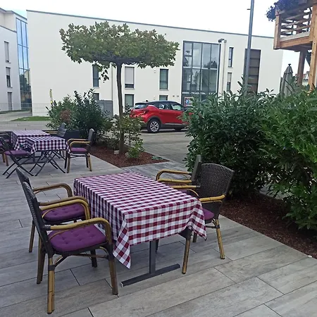 Gaestehaus Stock Wasserfall Hotel Friedrichshafen