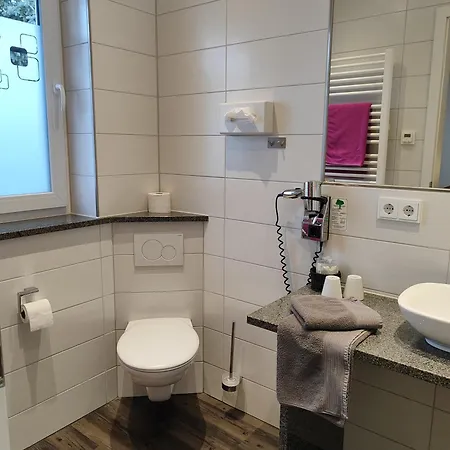 Gaestehaus Stock Wasserfall Friedrichshafen