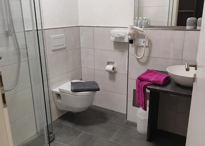 מלון Gaestehaus Stock Wasserfall פרידריכסהאפן