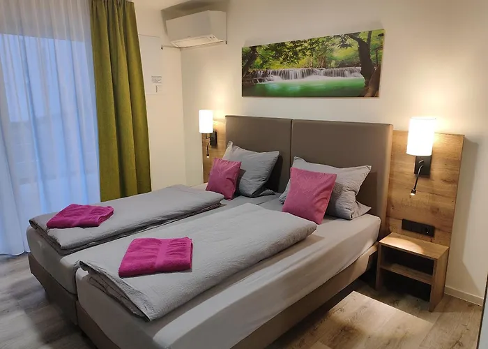 Hotel Gaestehaus Stock Wasserfall *